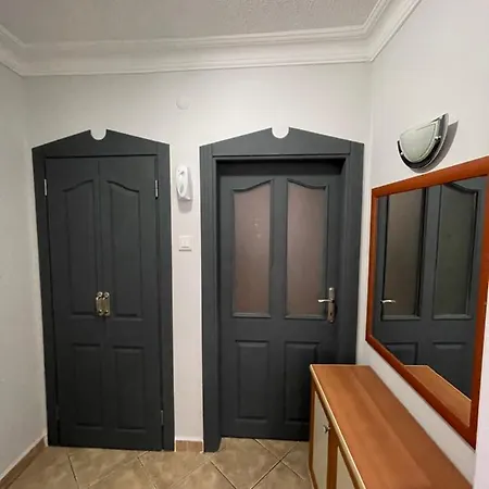 1 минута до пляжа клеопатра, апартаменты, Saray, Alaattinoglu Sokak Apartmán Alanya