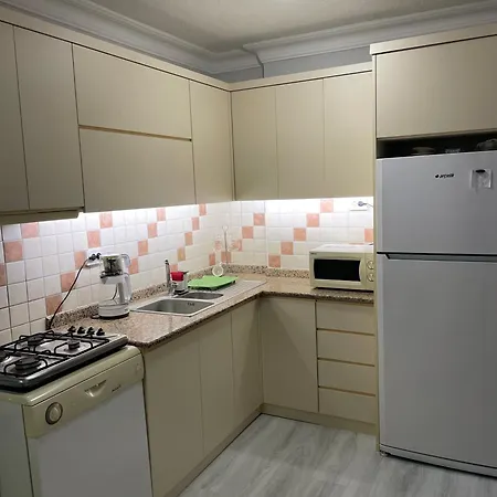 Apartmán 1 минута до пляжа клеопатра, апартаменты, Saray, Alaattinoglu Sokak *